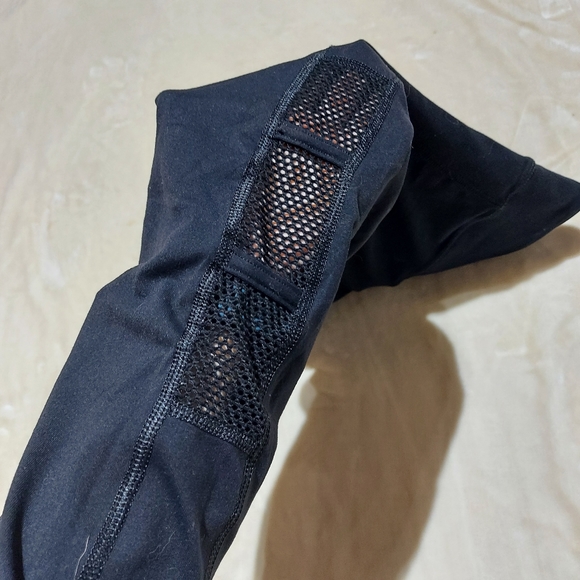 Trina Turk Recreation Leggings - Picture 3 of 10